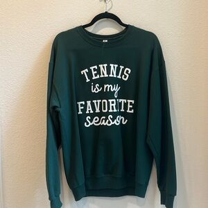 Fun tennis sweatshirt. Worn once Size Large. Jerrzees Nublend brand.